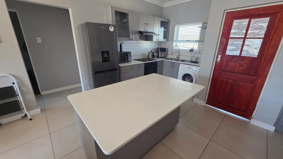 2 Bedroom Property for Sale in Diaz Beach Western Cape
